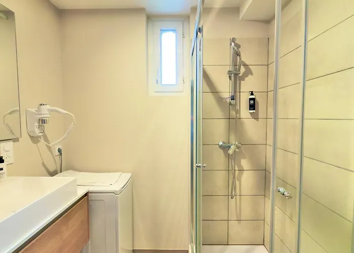 Abyssea - Chic Centre-ville & Netflix Apartman